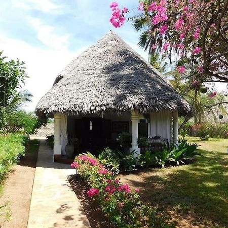 Holiday Home In Malindi Mambrui Extérieur photo