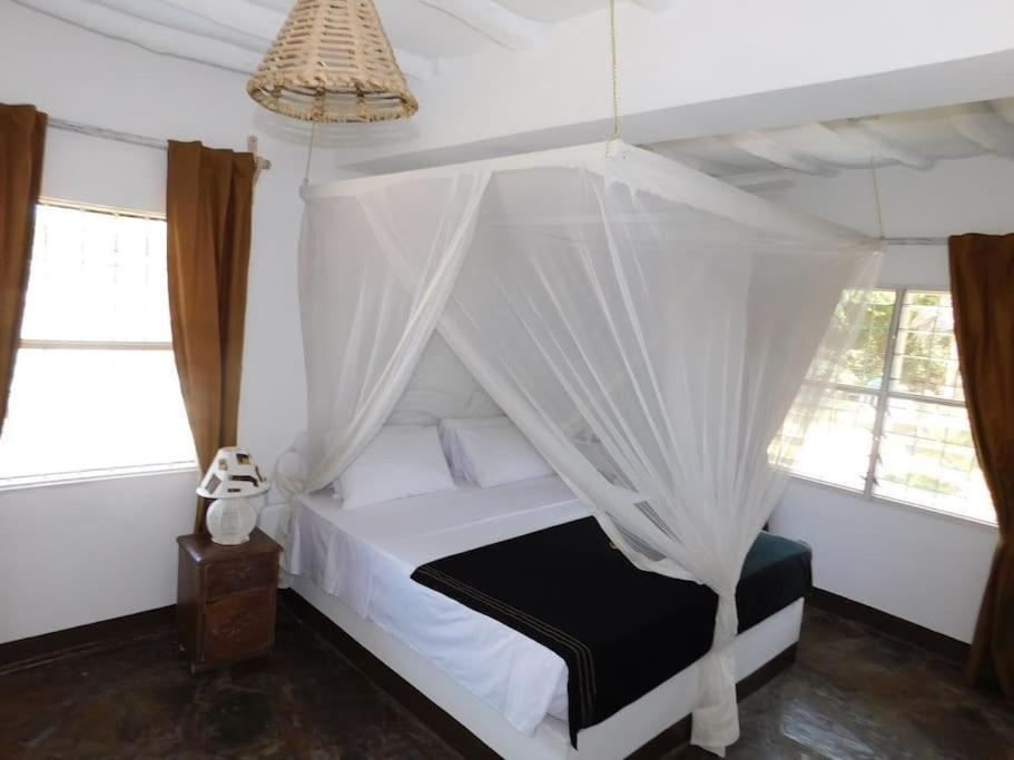 Holiday Home In Malindi Mambrui Extérieur photo